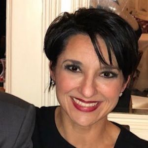 Meet your Posher, Carrie